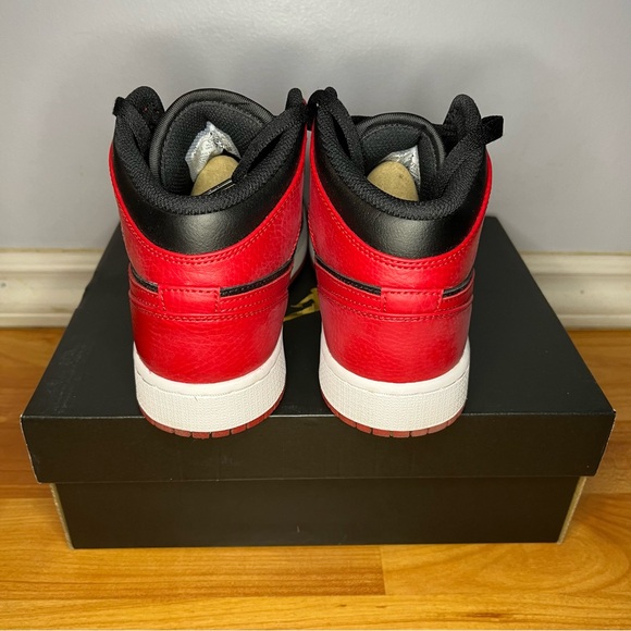 JORDAN | Air Jordan 1 Mid - Picture 4 of 5